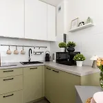 Roomservice Apartment