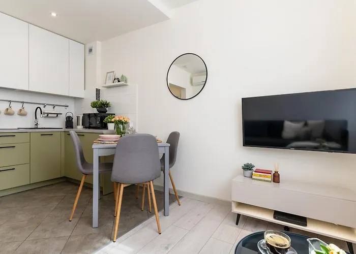 Roomservice Apartment