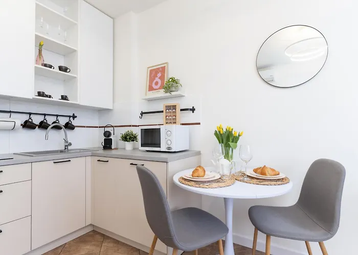 Roomservice * Μπιέλσκο-Μπιάλα